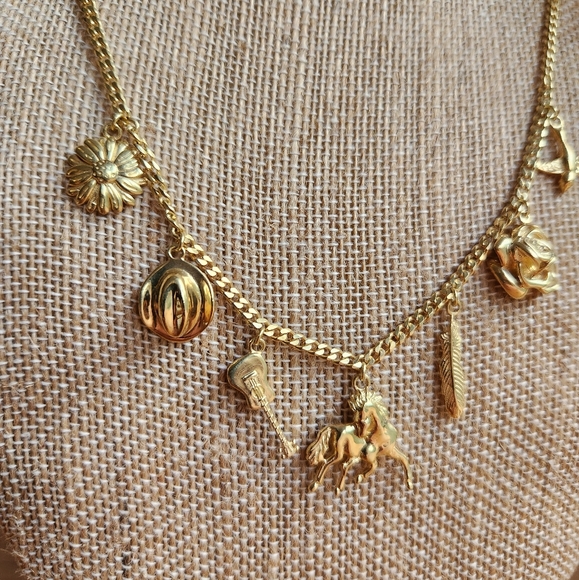 SALE ✨️ NWT Meadowland Charm Necklace - Picture 5 of 10